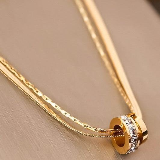 Elegant Gold Circle Pendant Necklace