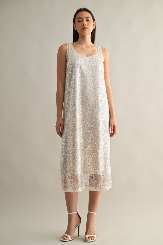 Vestido Midi Brillante de Silueta Recta