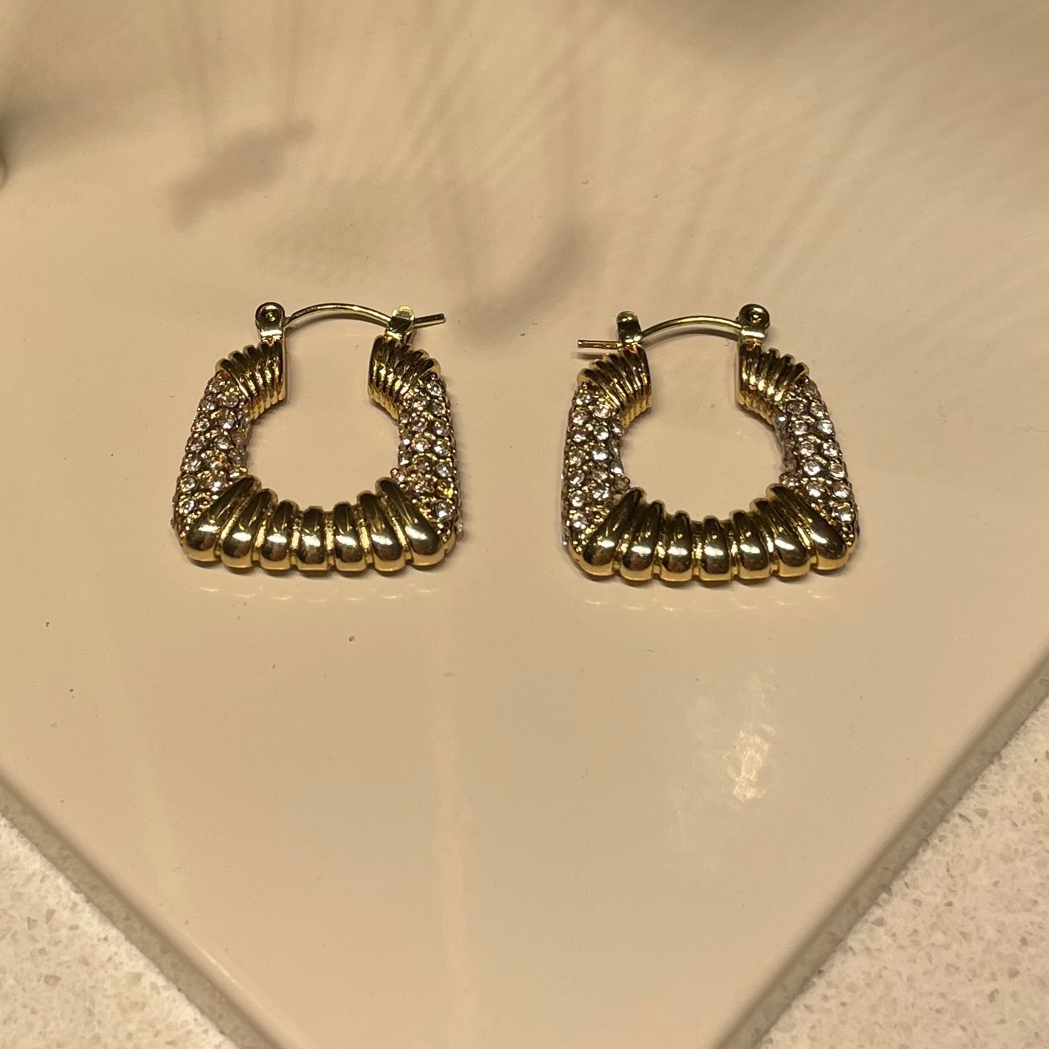 Earrings Square Hoops Golden Flow 18K